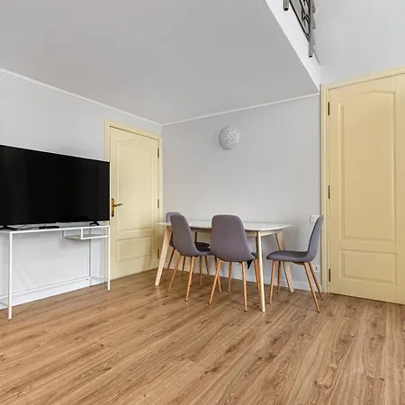 شقة Center 3-bedrooms أوديسا