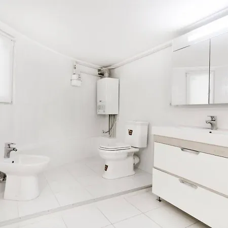 شقة Center 3-bedrooms *